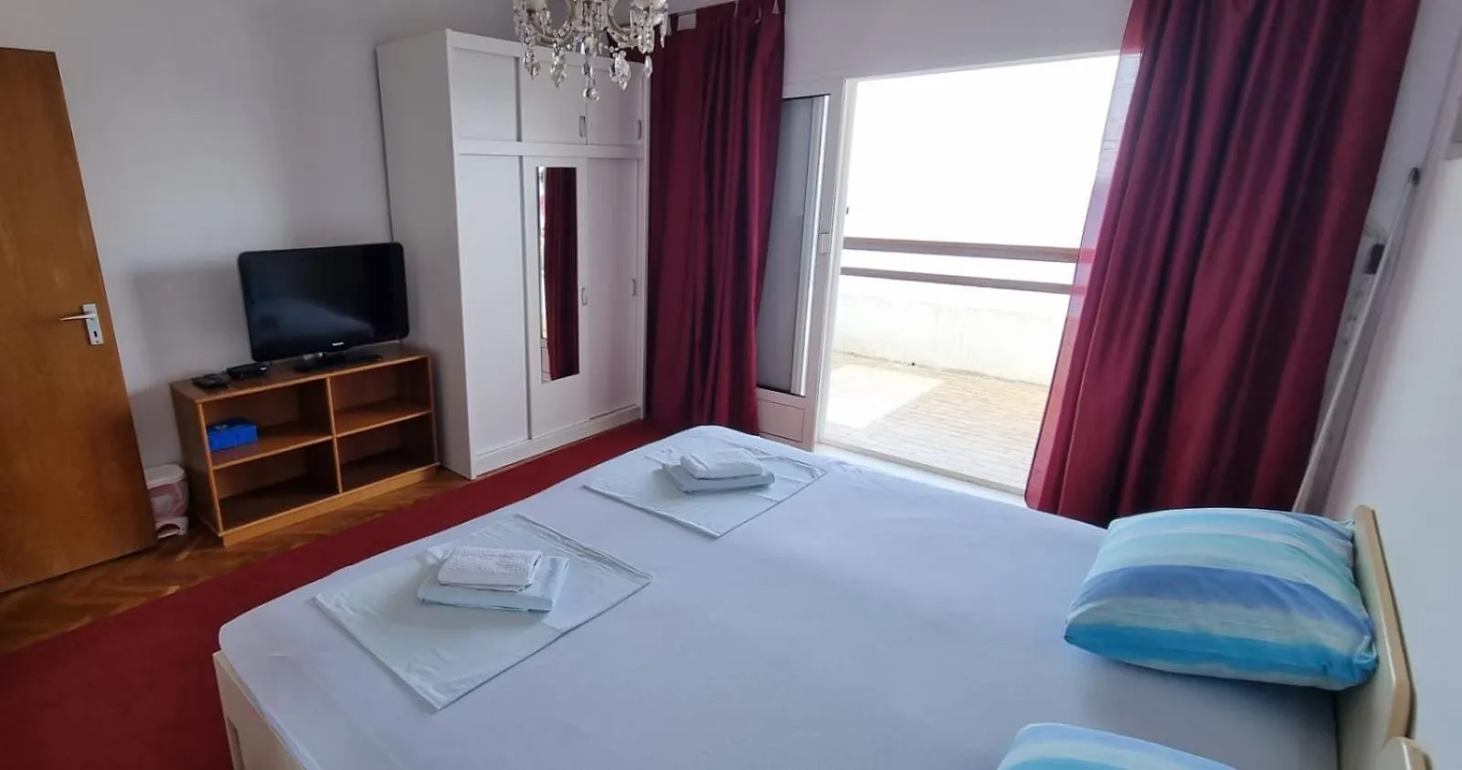 First Row To The Sea Apartment Trogir
