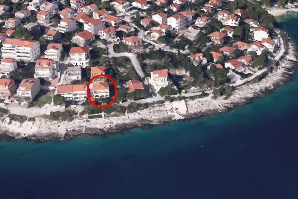 First Row To The Sea Apartment Trogir 0*,
